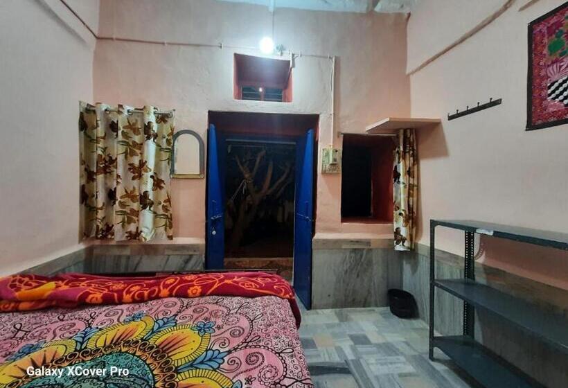 基本间, Shiva Guest House
