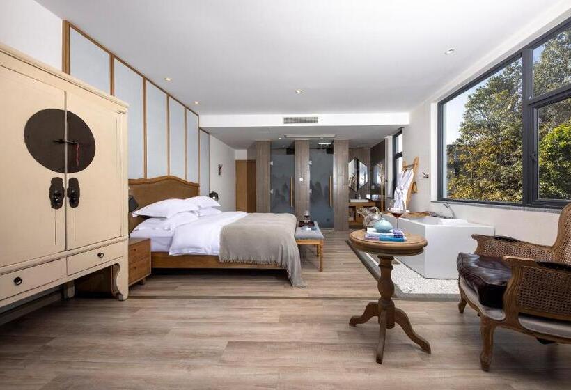 Номер Deluxe Вид на Море с Балконом, Dali Beauty Seaview B&b