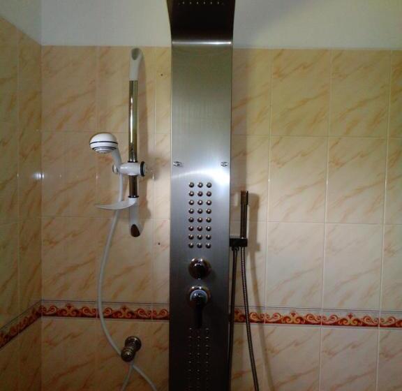 이코노미 룸, Solal Villa