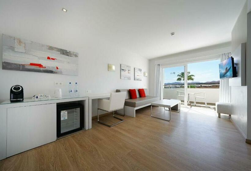 Полулюкс, Aequora Lanzarote Suites