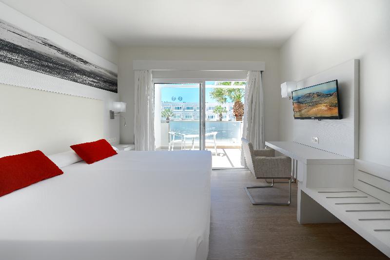 Полулюкс, Aequora Lanzarote Suites