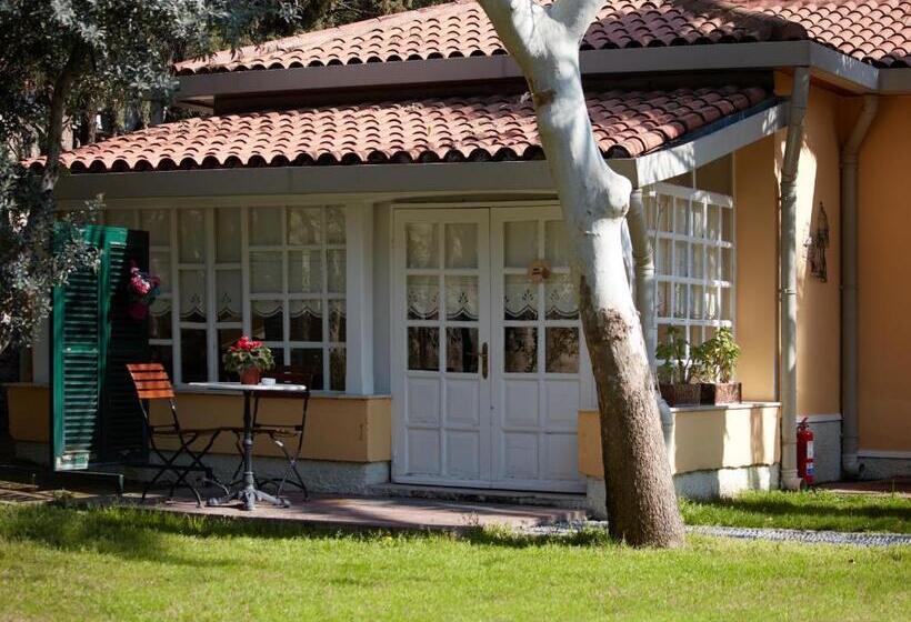 سوئیت با وان آب گرم, Villa Levante