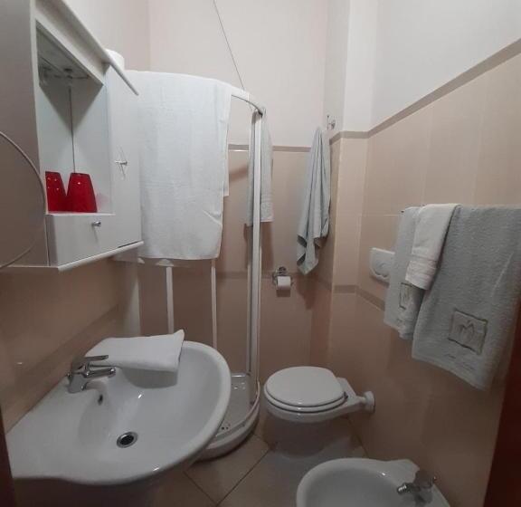 Номер Стандарт, G&g   Bed & Breakfast