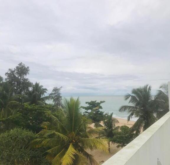 اتاق استاندارد با تراس, Marakolliya Beach Resort
