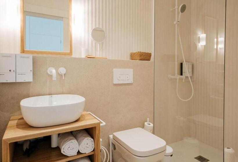 Номер Стандарт, Emblemático F24 Only Adults B&b
