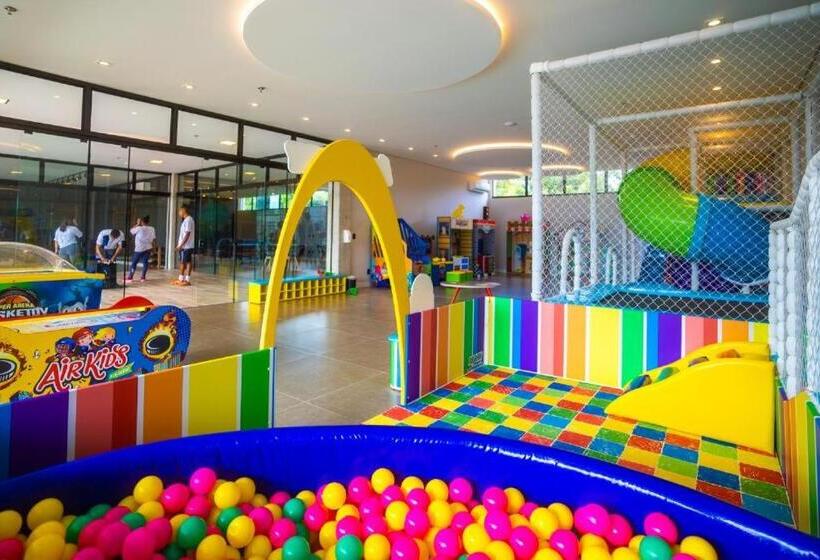 سوییت خانوادگی, Flat Em Frente Ao Parque Beto Carreiro