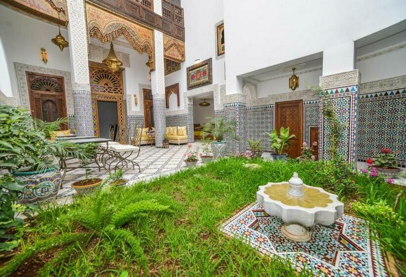 سوییت با چشم‌انداز باغ, Riad Fez Mahal