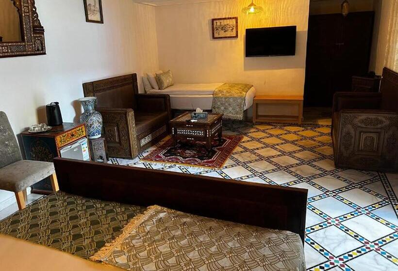 سوییت با چشم‌انداز باغ, Riad Fez Mahal