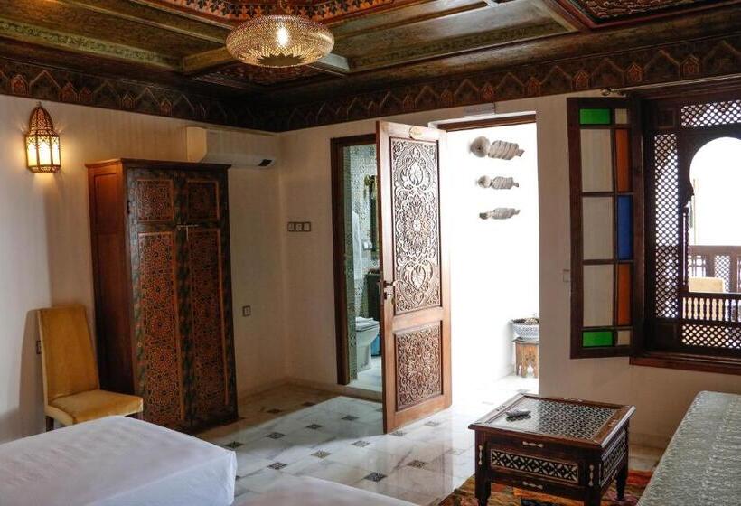 اتاق لوکس با بالکن, Riad Fez Mahal
