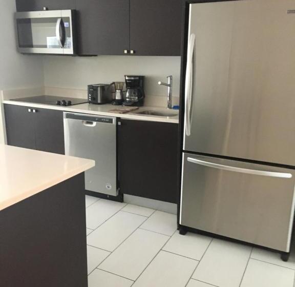 آپارتمان 3 خوابه, Doral 2 Story Villa 3 Bed 4 Bath At Provident Doral At The Blue Miami