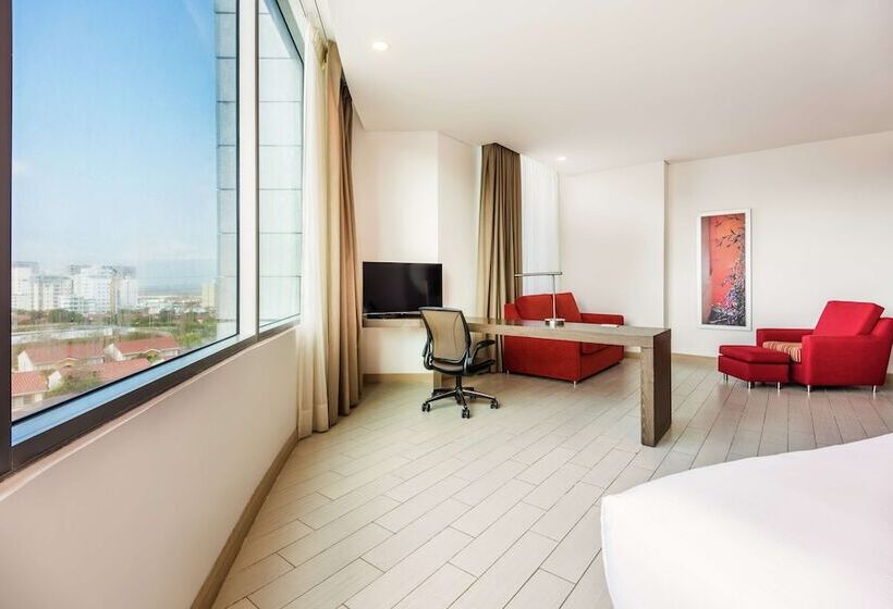 Люкс, Hilton Garden Inn Barranquilla