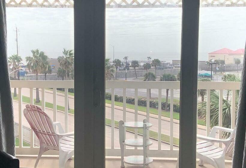 آپارتمان 1 خوابه با چشم‌انداز دریا, Dockside Daze!