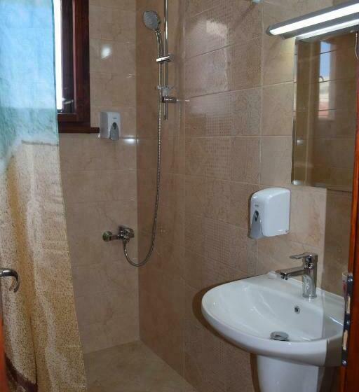 اتاق استاندارد, Vesi S Rooms