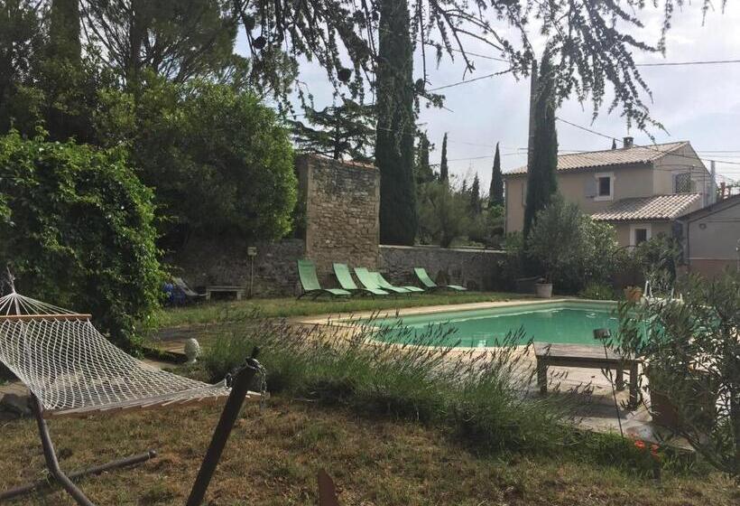 اتاق استاندارد, Le Petit Jeu Grignan