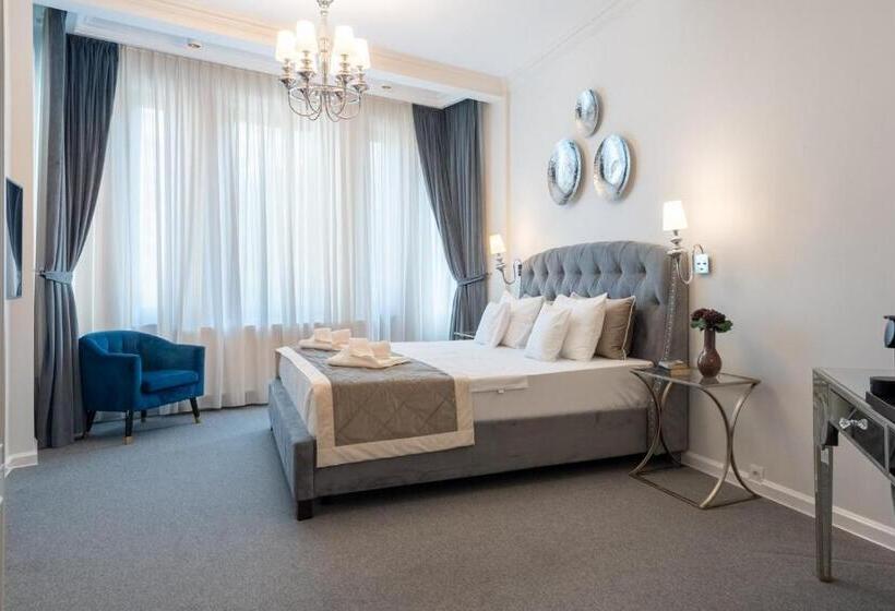 اتاق لوکس با تخت بزرگ, Highline Downtown Aparthotel Oldtown Unirii Square