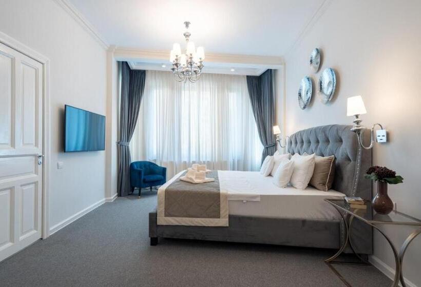 اتاق لوکس با تخت بزرگ, Highline Downtown Aparthotel Oldtown Unirii Square