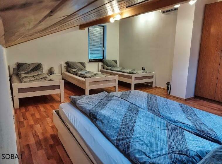 اتاق خانوادگی, Rooms Pr Zajčku