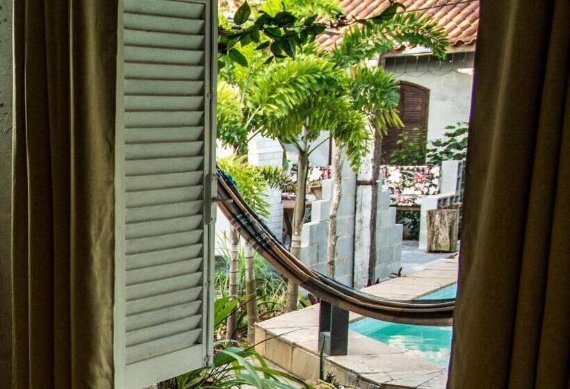 اتاق استاندارد با سرویس بهداشتی مشترک, Jardim Secreto Guest House