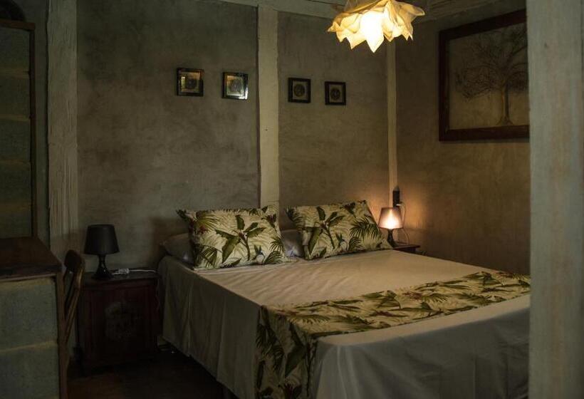 اتاق استاندارد با سرویس بهداشتی مشترک, Jardim Secreto Guest House