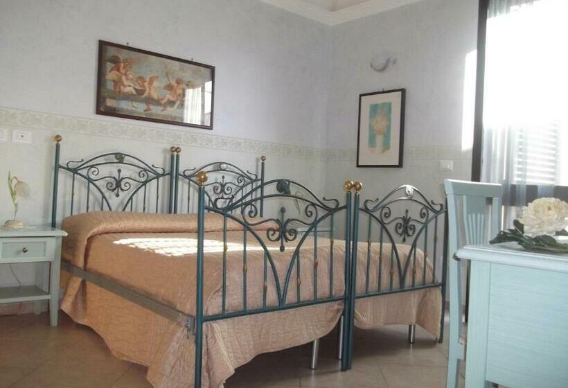 Четырехместный Номер Стандарт, B&b La Corte