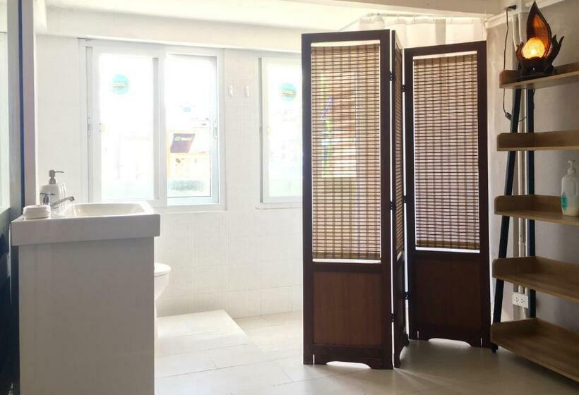 آپارتمان 1 خوابه با چشم‌انداز استخر, New Apartment Nearby Beach