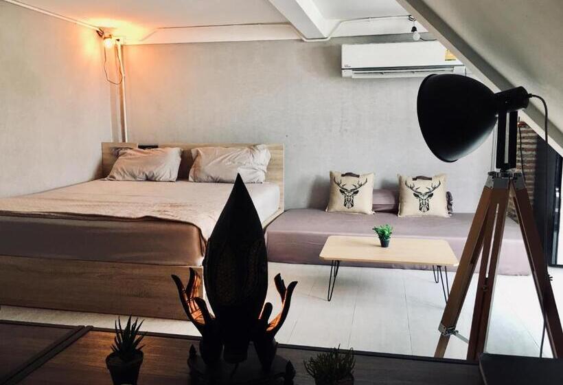 آپارتمان 1 خوابه با چشم‌انداز استخر, New Apartment Nearby Beach