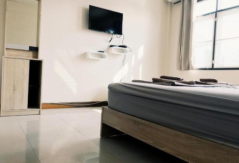 اتاق لوکس, New Apartment Nearby Beach