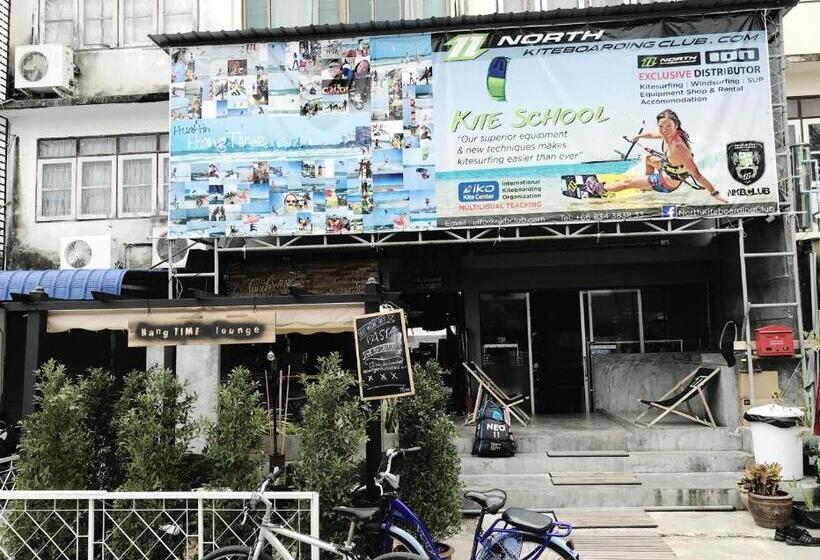 آپارتمان 1 خوابه با چشم‌انداز استخر, New Apartment Nearby Beach