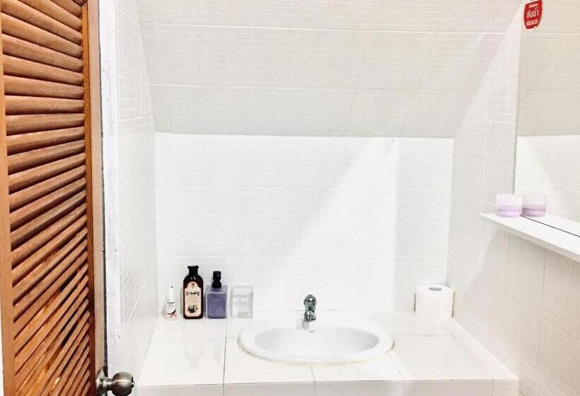اتاق اکونومی, New Apartment Nearby Beach