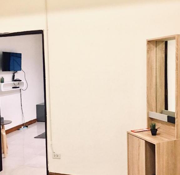 اتاق اکونومی, New Apartment Nearby Beach