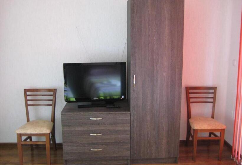 Apartamento 2 Dormitórios, къща за гости романс