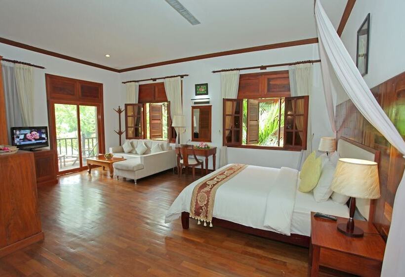 ویلای لوکس 1 خوابه, Sokhalay Angkor Villa Resort
