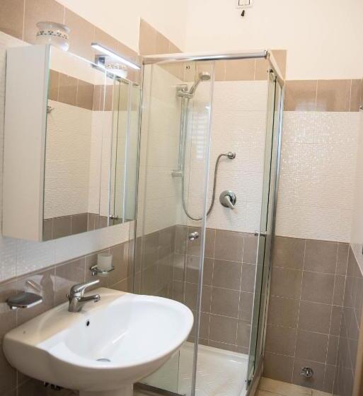 Номер Стандарт, B&b Xenia
