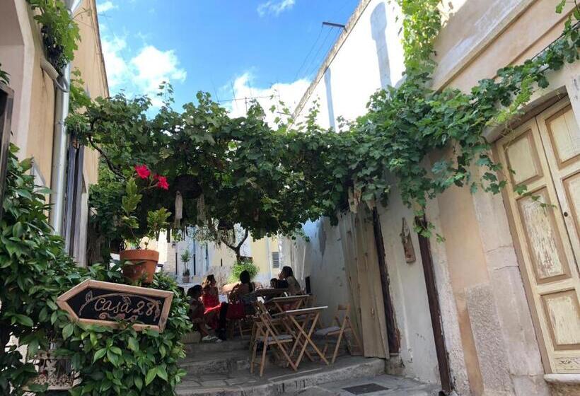 اتاق لوکس با بالکن, Casa 28