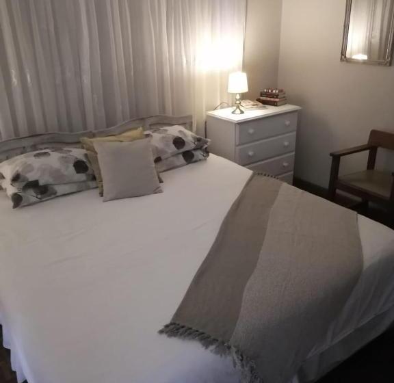 ガーデンビュースタンダードルーム, 36 Mount Road Guesthouse And Self Catering