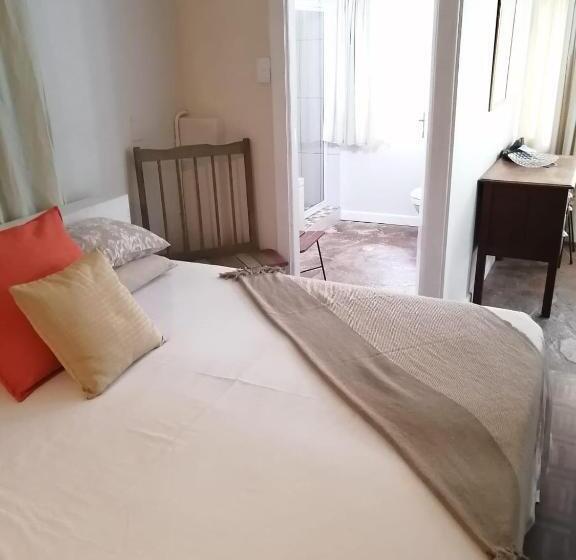 ガーデンビュースタンダードルーム, 36 Mount Road Guesthouse And Self Catering
