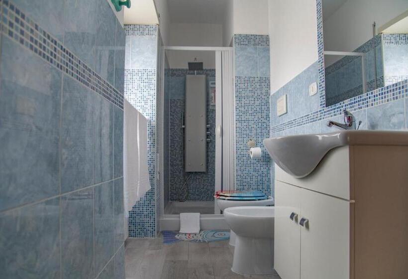 استودیو استاندارد با بالکن, Casa Laura