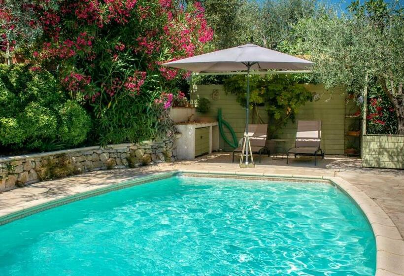 스탠다드 룸 가든 전망, Le Clos Des Oliviers