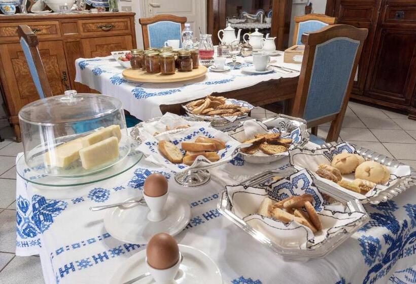 اتاق استاندارد با تخت بزرگ برای معلولان, Locanda La Meridiana