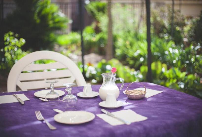 اتاق استاندارد با تخت بزرگ برای معلولان, Locanda La Meridiana