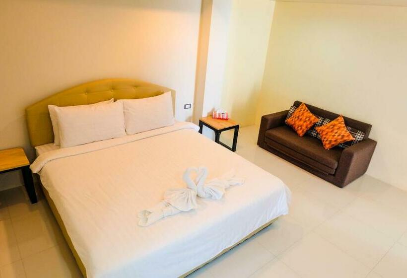 스탠다드 룸 킹사이즈 침대, Le Neuf Nakorn Lampang