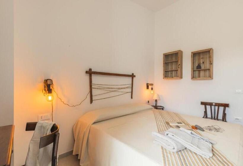 חדר בסיסי, B&b Antico Telaio
