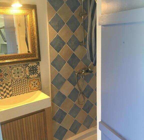اتاق استاندارد با تراس, Le Buzet Bleu Bed & Breakfast