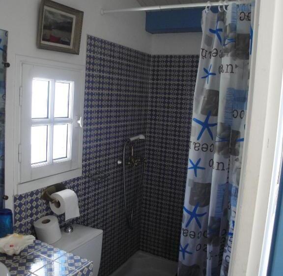 اتاق سوپریور با چشم‌انداز, Le Buzet Bleu Bed & Breakfast