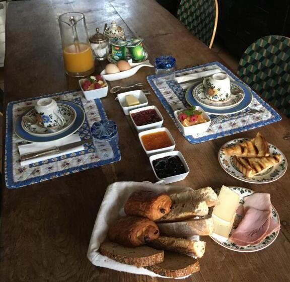 اتاق سوپریور با چشم‌انداز, Le Buzet Bleu Bed & Breakfast