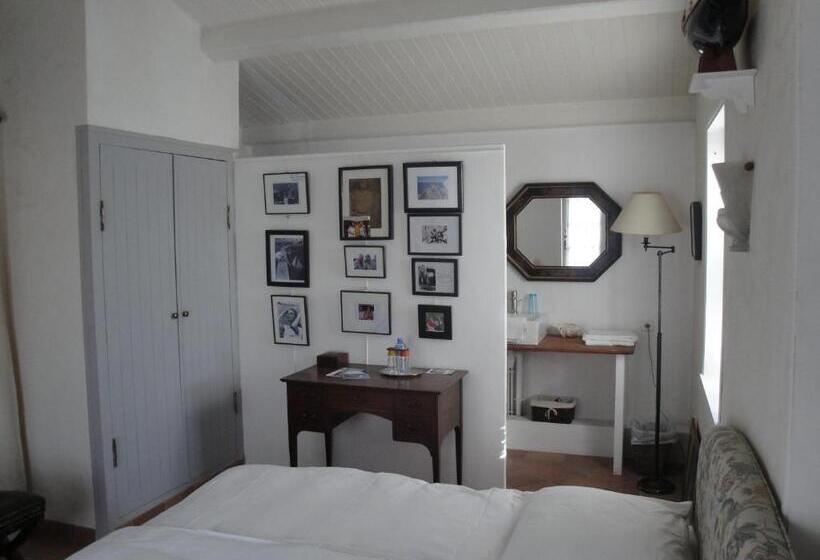 اتاق سوپریور با چشم‌انداز باغ, Le Buzet Bleu Bed & Breakfast