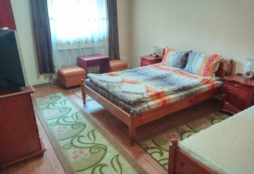 Апартаменты 1 Спальня Нижний Этаж, Guest House Radoychevi