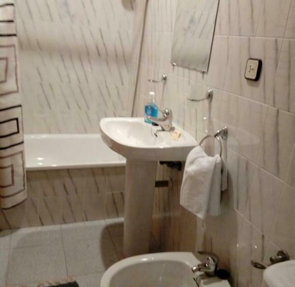 Четырехместный Номер Стандарт, El Refugio Valdelinares Gastro Hostal
