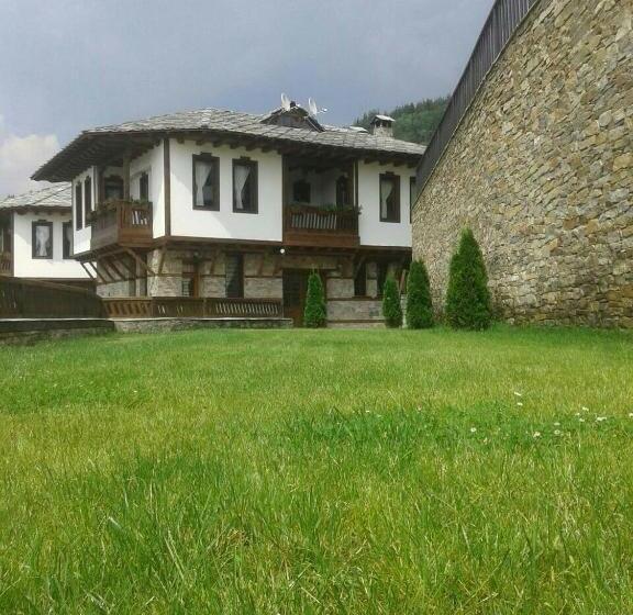 Номер Стандарт, Leshtenski Perli