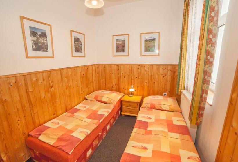Семейный Номер, Penzion Na Rozcestí